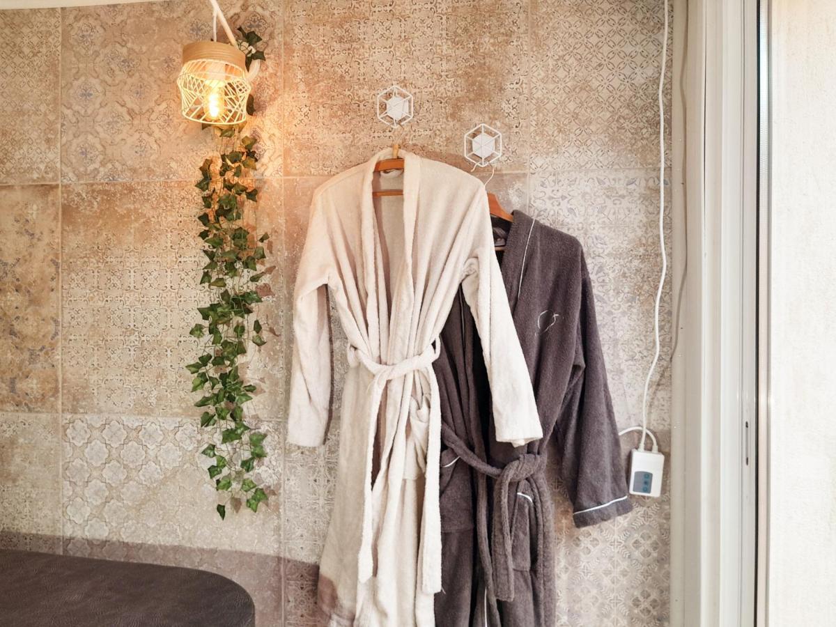 Lux, Chambre Spa Privatif Valenciennes Aulnoy-lez-Valenciennes Kültér fotó